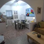 펜션 Chrisi's And Jasmin's House