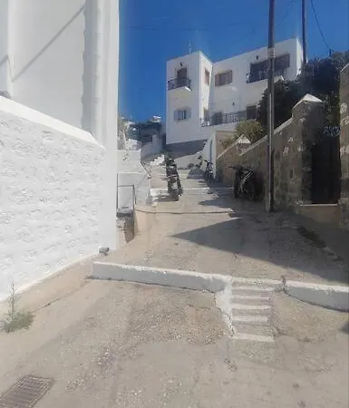 Chrisi's And Jasmin's House * Patmos Town