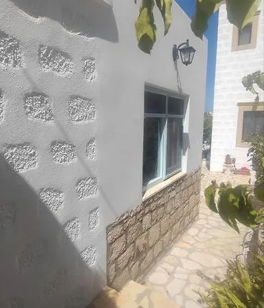 בית נופש Chrisi's And Jasmin's House Pátmos
