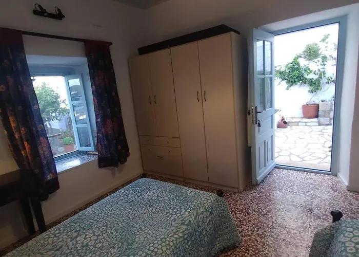 Chrisi's And Jasmin's House Pátmos