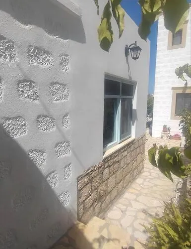 بيت للعطل Chrisi's And Jasmin's House Pátmos